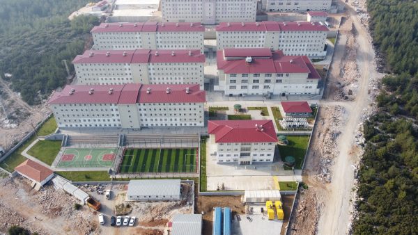 Dormitory construction work for 1500 people
